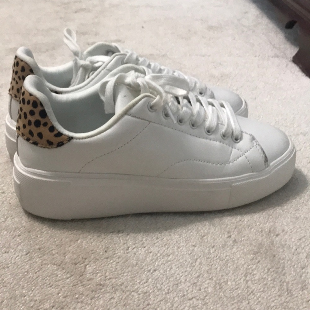 WHITE CHEETAH PLATFORM SNEAKERS